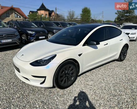 Тесла Модель 3 2022 в Ивано-Франковске на Automoto.ua Белый Тесла Модель 3, объемом двигателя 0 л и пробегом 94 тыс. км за 22000 $, фото 5 на Automoto.ua