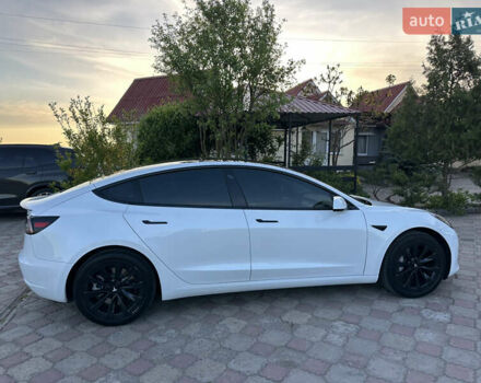 Белый Тесла Модель 3, объемом двигателя 0 л и пробегом 48 тыс. км за 22500 $, фото 8 на Automoto.ua