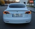 Белый Тесла Модель 3, объемом двигателя 0 л и пробегом 132 тыс. км за 21555 $, фото 3 на Automoto.ua
