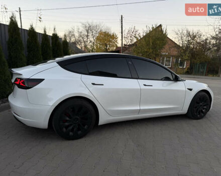 Білий Тесла Модель 3, об'ємом двигуна 0 л та пробігом 12 тис. км за 23700 $, фото 7 на Automoto.ua