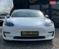 Белый Тесла Модель 3, объемом двигателя 0 л и пробегом 100 тыс. км за 29800 $, фото 1 на Automoto.ua