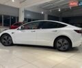 Білий Тесла Модель 3, об'ємом двигуна 0 л та пробігом 63 тис. км за 23900 $, фото 8 на Automoto.ua