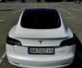 Білий Тесла Модель 3, об'ємом двигуна 0 л та пробігом 52 тис. км за 27300 $, фото 7 на Automoto.ua