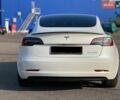 Белый Тесла Модель 3, объемом двигателя 0 л и пробегом 110 тыс. км за 24550 $, фото 7 на Automoto.ua