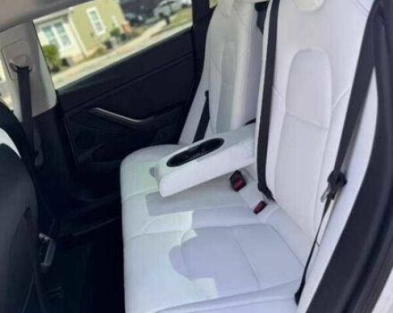 Білий Тесла Модель 3, об'ємом двигуна 0 л та пробігом 25 тис. км за 10500 $, фото 6 на Automoto.ua