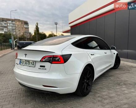 Белый Тесла Модель 3, объемом двигателя 0 л и пробегом 70 тыс. км за 22600 $, фото 14 на Automoto.ua