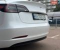 Белый Тесла Модель 3, объемом двигателя 0 л и пробегом 72 тыс. км за 19900 $, фото 8 на Automoto.ua
