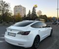 Білий Тесла Модель 3, об'ємом двигуна 0 л та пробігом 64 тис. км за 19000 $, фото 4 на Automoto.ua