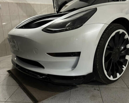 Білий Тесла Модель 3, об'ємом двигуна 0 л та пробігом 81 тис. км за 24950 $, фото 11 на Automoto.ua