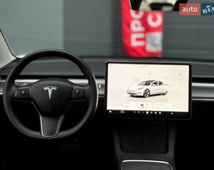 Білий Тесла Модель 3, об'ємом двигуна 0 л та пробігом 117 тис. км за 20999 $, фото 17 на Automoto.ua