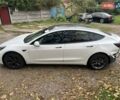 Тесла Модель 3 2022 в Киеве на Automoto.ua Белый Тесла Модель 3, объемом двигателя 0 л и пробегом 64 тыс. км за 14700 $, фото 11 на Automoto.ua