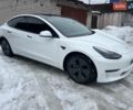 Білий Тесла Модель 3, об'ємом двигуна 0 л та пробігом 54 тис. км за 23900 $, фото 4 на Automoto.ua