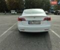 Белый Тесла Модель 3, объемом двигателя 0 л и пробегом 180 тыс. км за 20200 $, фото 3 на Automoto.ua
