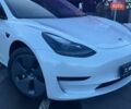 Білий Тесла Модель 3, об'ємом двигуна 0 л та пробігом 102 тис. км за 26490 $, фото 1 на Automoto.ua