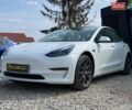 Белый Тесла Модель 3, объемом двигателя 0 л и пробегом 100 тыс. км за 29800 $, фото 2 на Automoto.ua