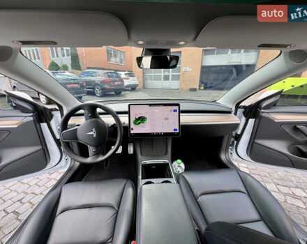 Тесла Модель 3 2022 у Луцьку на Automoto.ua Білий Тесла Модель 3, об'ємом двигуна 0 л та пробігом 2 тис. км за 22800 $, фото 37 на Automoto.ua