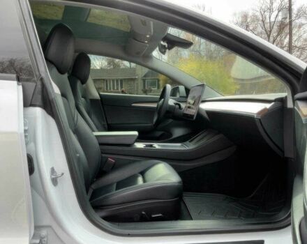 Білий Тесла Модель 3, об'ємом двигуна 0 л та пробігом 24 тис. км за 8400 $, фото 6 на Automoto.ua