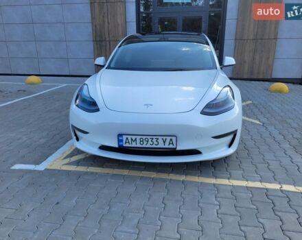 Білий Тесла Модель 3, об'ємом двигуна 0 л та пробігом 111 тис. км за 20500 $, фото 1 на Automoto.ua