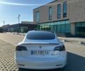 Білий Тесла Модель 3, об'ємом двигуна 0 л та пробігом 67 тис. км за 23000 $, фото 5 на Automoto.ua