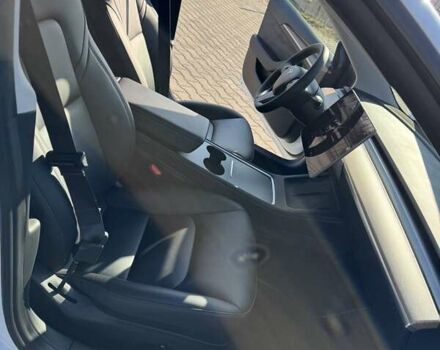 Белый Тесла Модель 3, объемом двигателя 0 л и пробегом 56 тыс. км за 20877 $, фото 11 на Automoto.ua