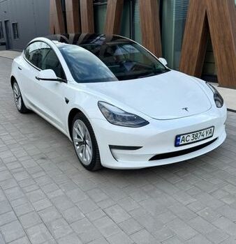 Белый Тесла Модель 3, объемом двигателя 0 л и пробегом 130 тыс. км за 18499 $, фото 2 на Automoto.ua