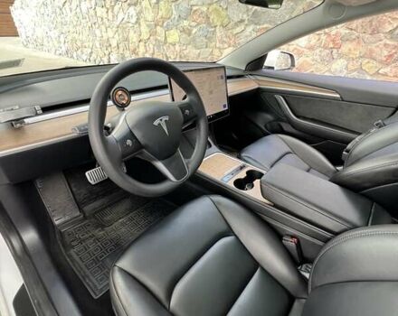 Білий Тесла Модель 3, об'ємом двигуна 0 л та пробігом 23 тис. км за 21500 $, фото 11 на Automoto.ua