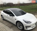 Білий Тесла Модель 3, об'ємом двигуна 0 л та пробігом 45 тис. км за 25000 $, фото 2 на Automoto.ua