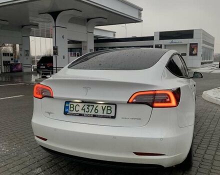 Білий Тесла Модель 3, об'ємом двигуна 0 л та пробігом 94 тис. км за 21500 $, фото 5 на Automoto.ua