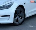 Белый Тесла Модель 3, объемом двигателя 0 л и пробегом 90 тыс. км за 20900 $, фото 4 на Automoto.ua