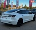 Білий Тесла Модель 3, об'ємом двигуна 0 л та пробігом 155 тис. км за 20655 $, фото 12 на Automoto.ua