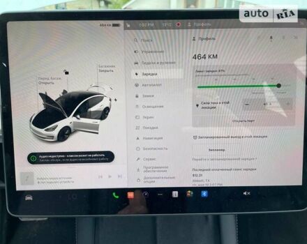 Белый Тесла Модель 3, объемом двигателя 0 л и пробегом 37 тыс. км за 27900 $, фото 44 на Automoto.ua