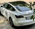 Білий Тесла Модель 3, об'ємом двигуна 0 л та пробігом 79 тис. км за 18000 $, фото 1 на Automoto.ua
