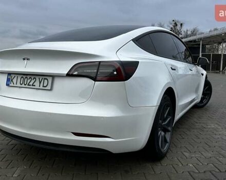Белый Тесла Модель 3, объемом двигателя 0 л и пробегом 48 тыс. км за 22000 $, фото 4 на Automoto.ua