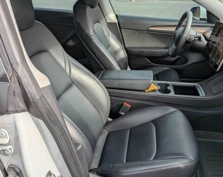 Білий Тесла Модель 3, об'ємом двигуна 0 л та пробігом 10 тис. км за 10400 $, фото 10 на Automoto.ua