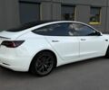 Білий Тесла Модель 3, об'ємом двигуна 0 л та пробігом 76 тис. км за 20999 $, фото 4 на Automoto.ua
