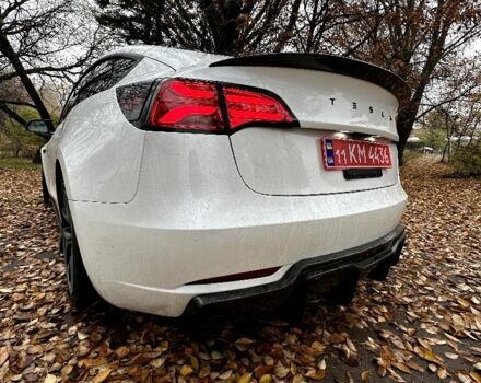 Белый Тесла Модель 3, объемом двигателя 0 л и пробегом 48 тыс. км за 25500 $, фото 4 на Automoto.ua