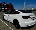 Білий Тесла Модель 3, об'ємом двигуна 0 л та пробігом 52 тис. км за 27300 $, фото 5 на Automoto.ua