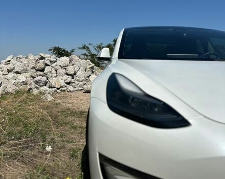 Білий Тесла Модель 3, об'ємом двигуна 0 л та пробігом 68 тис. км за 23000 $, фото 9 на Automoto.ua