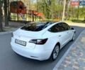 Білий Тесла Модель 3, об'ємом двигуна 0 л та пробігом 111 тис. км за 20999 $, фото 1 на Automoto.ua