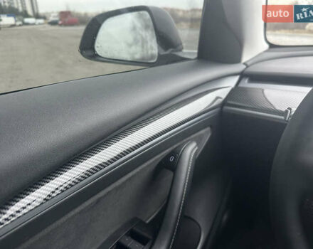 Белый Тесла Модель 3, объемом двигателя 0 л и пробегом 59 тыс. км за 22000 $, фото 30 на Automoto.ua