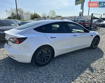 Тесла Модель 3 2022 в Ивано-Франковске на Automoto.ua Белый Тесла Модель 3, объемом двигателя 0 л и пробегом 94 тыс. км за 22000 $, фото 11 на Automoto.ua