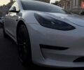 Білий Тесла Модель 3, об'ємом двигуна 0 л та пробігом 74 тис. км за 23500 $, фото 4 на Automoto.ua