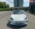 Белый Тесла Модель 3, объемом двигателя 0 л и пробегом 60 тыс. км за 22000 $, фото 5 на Automoto.ua