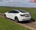 Білий Тесла Модель 3, об'ємом двигуна 0 л та пробігом 105 тис. км за 21300 $, фото 5 на Automoto.ua