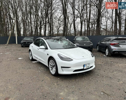 Белый Тесла Модель 3, объемом двигателя 0 л и пробегом 28 тыс. км за 19990 $, фото 12 на Automoto.ua