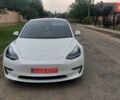 Белый Тесла Модель 3, объемом двигателя 0 л и пробегом 33 тыс. км за 20500 $, фото 5 на Automoto.ua