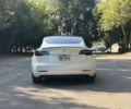Белый Тесла Модель 3, объемом двигателя 0 л и пробегом 90 тыс. км за 17900 $, фото 4 на Automoto.ua