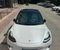 Білий Тесла Модель 3, об'ємом двигуна 0 л та пробігом 72 тис. км за 23500 $, фото 1 на Automoto.ua