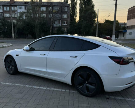 Белый Тесла Модель 3, объемом двигателя 0 л и пробегом 114 тыс. км за 18500 $, фото 2 на Automoto.ua