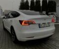 Білий Тесла Модель 3, об'ємом двигуна 0 л та пробігом 94 тис. км за 21500 $, фото 4 на Automoto.ua